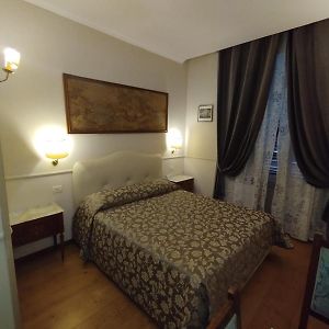 Kamer met een King Size Bed